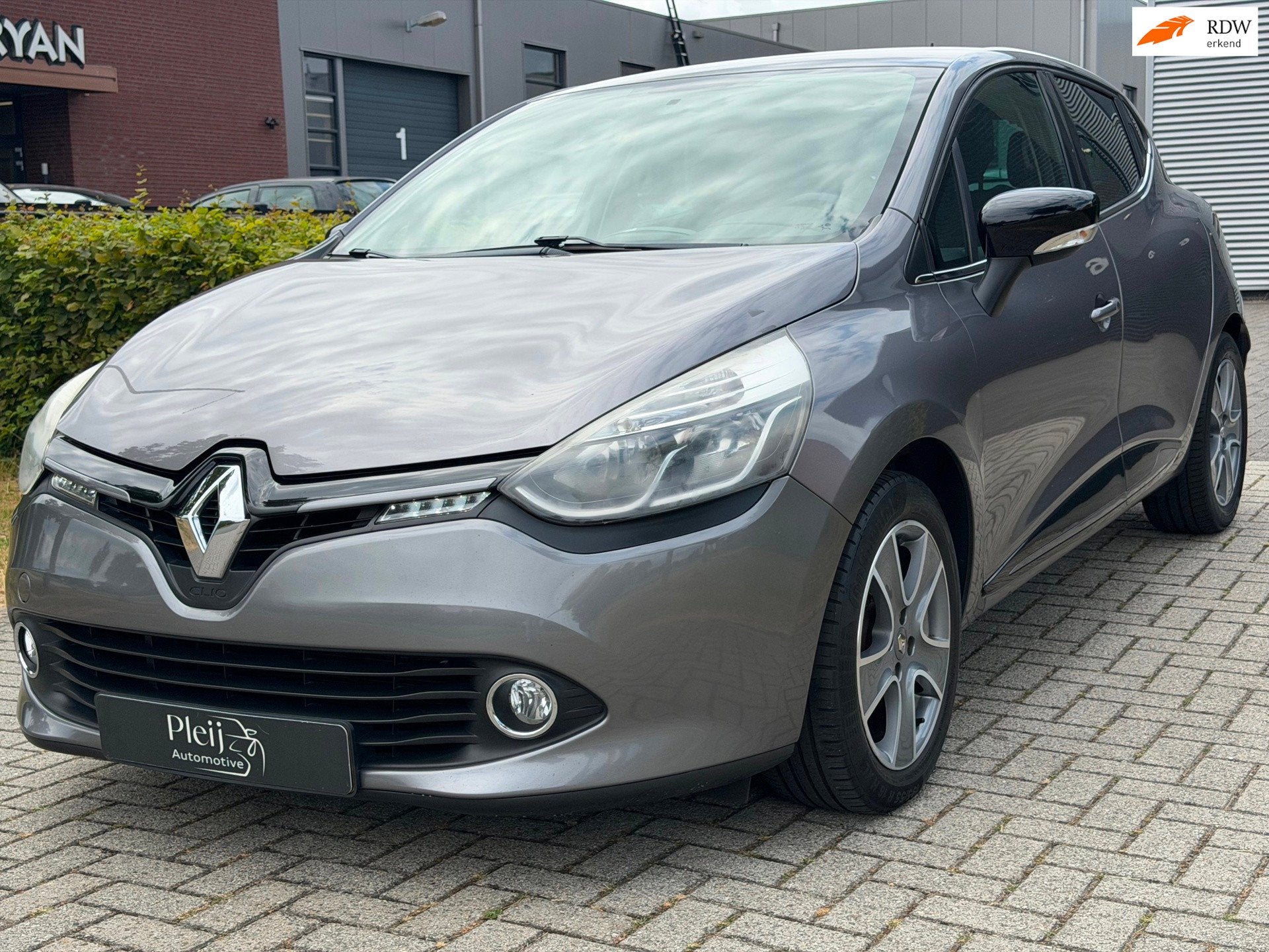Renault Clio 0.9 TCe ECO Night&Day |Carplay|, Voorwielaandrijving, 540 kg, Origineel Nederlands, Handgeschakeld