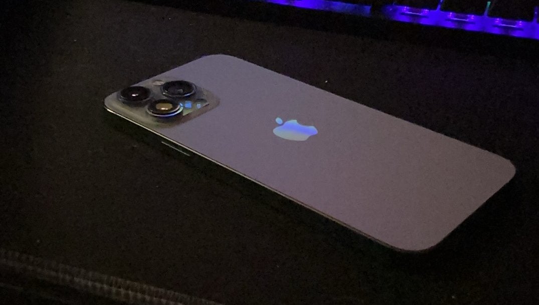 Foto 2 van Iphone 13 pro max
