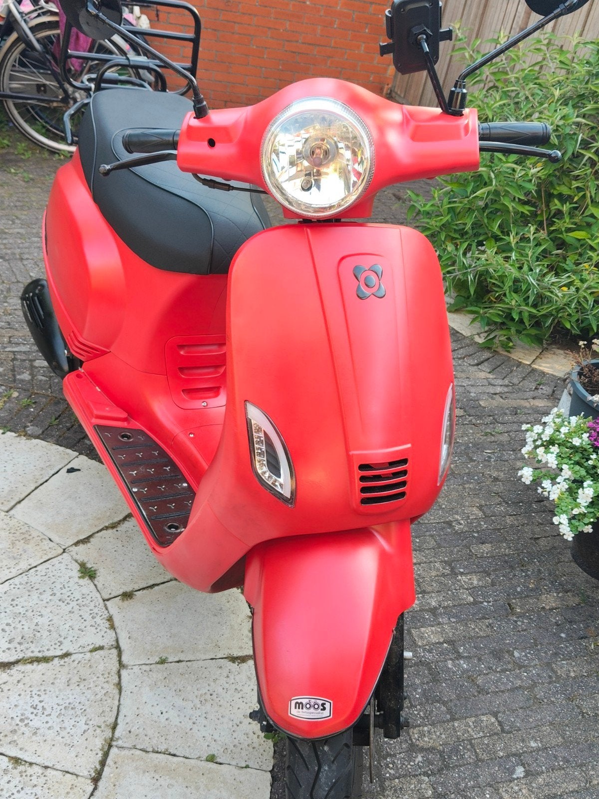Agm vx 50, Ophalen, Zo goed als nieuw