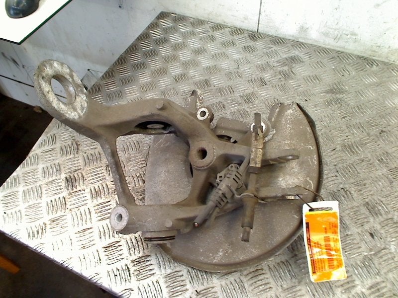 Fusee Rechts Achter Audi A4 (B8) (2010-11/2012-02), Auto-onderdelen, Gebruikt, Auto-Union-Straße  1, Ingolstadt 85057, , Duitsland
