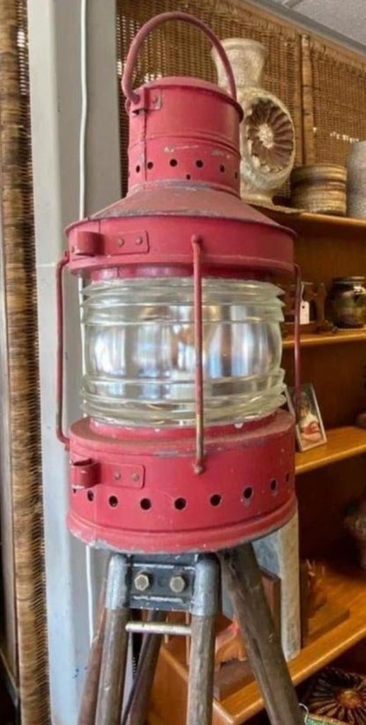 Oude scheepslamp op statief | Loods66, Ophalen