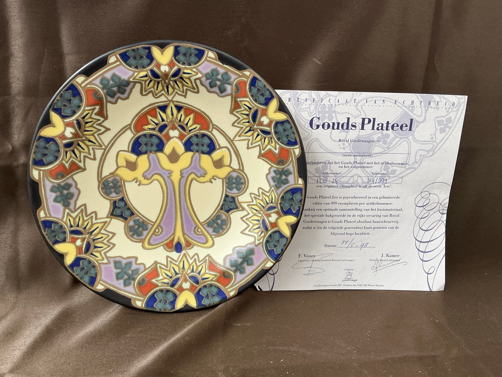 Royal Goedewaagen Gouds Plateel Wandbord Iris WD-026, Antiek en Kunst, Antiek | Wandborden en Tegels, Ophalen of Verzenden