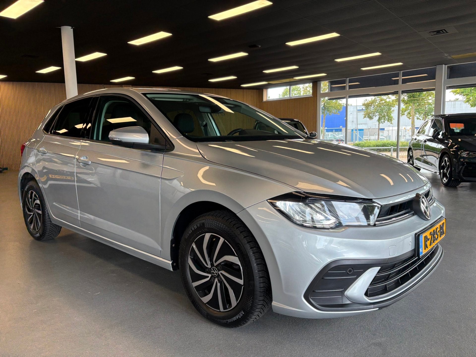 Volkswagen Polo 1.0 TSI Life, Stof, 1072 kg, 49 €/maand, Origineel Nederlands