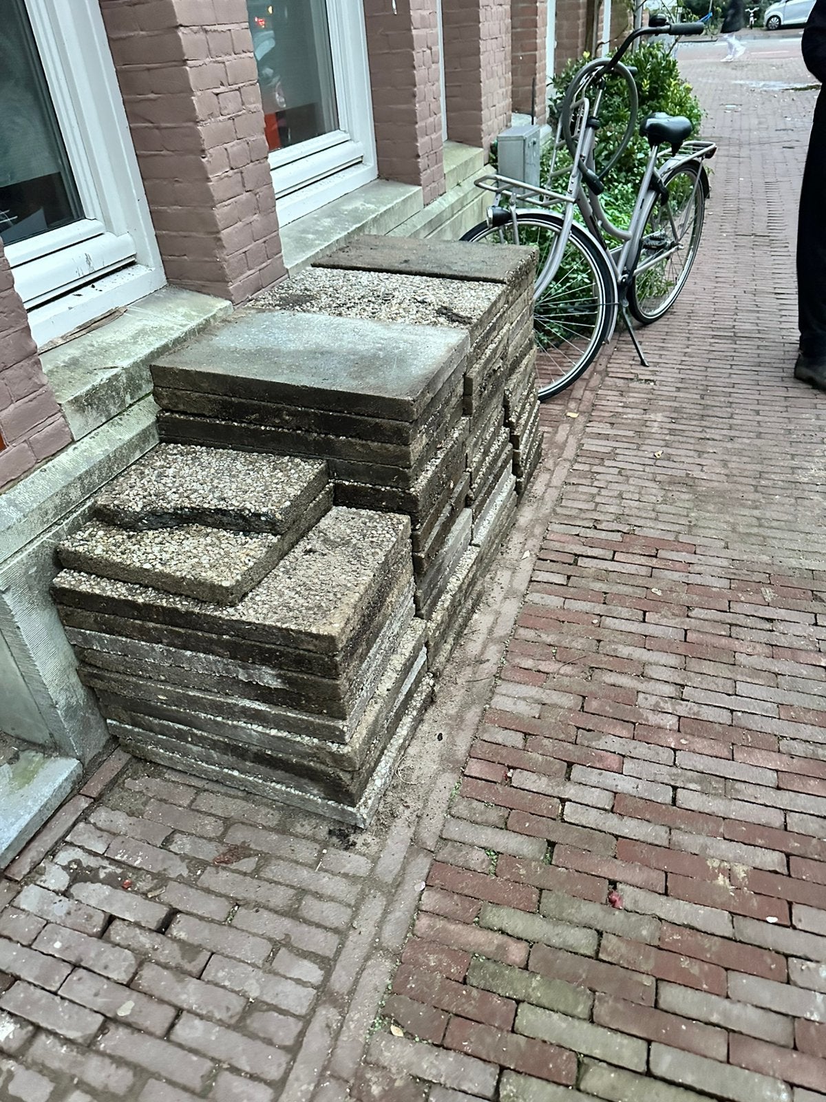 51 tegels 60x40 cm, Tuin en Terras, Ophalen, Gebruikt, Minder dan 5 m², Beton