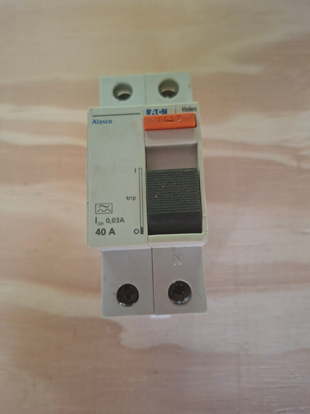 Eaton Holec Alasco Aardlekschakelaar 40A 0.03A, Doe-het-zelf en Verbouw, Ophalen of Verzenden, Zo goed als nieuw, Aardlekschakelaar