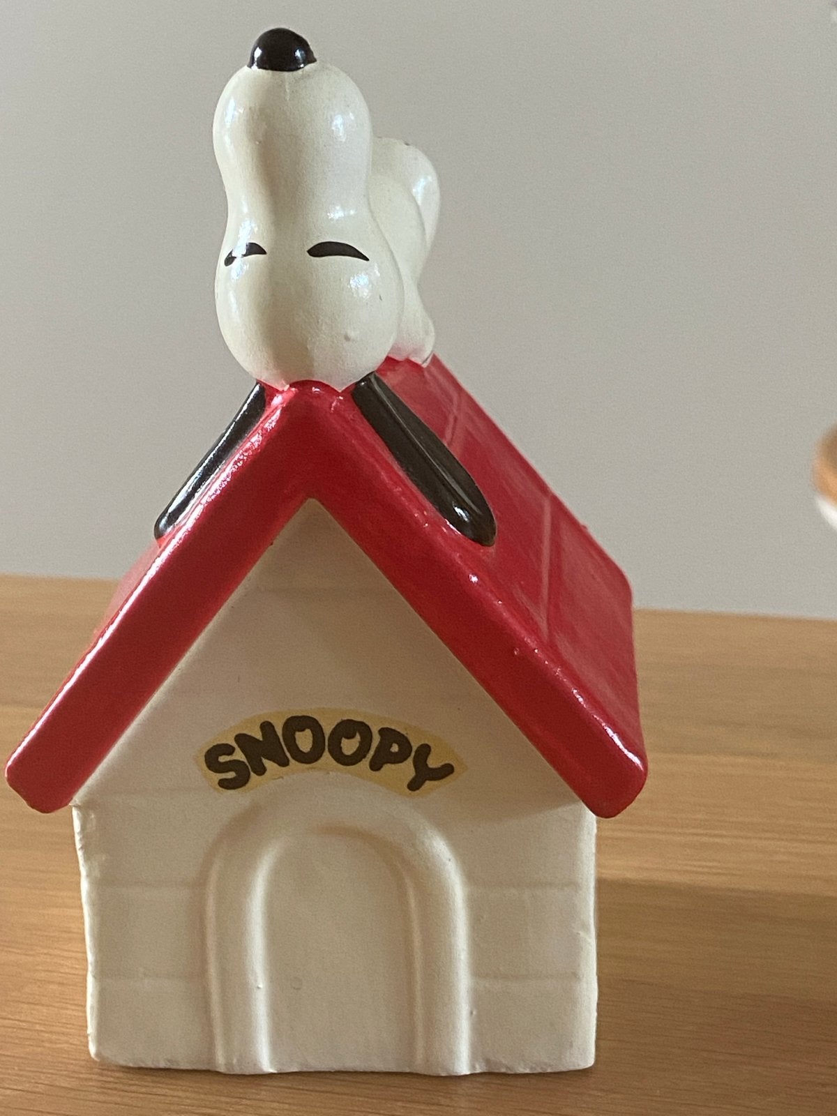 Vintage Snoopy spaarpot op hondenhok, Ophalen, Gebruikt