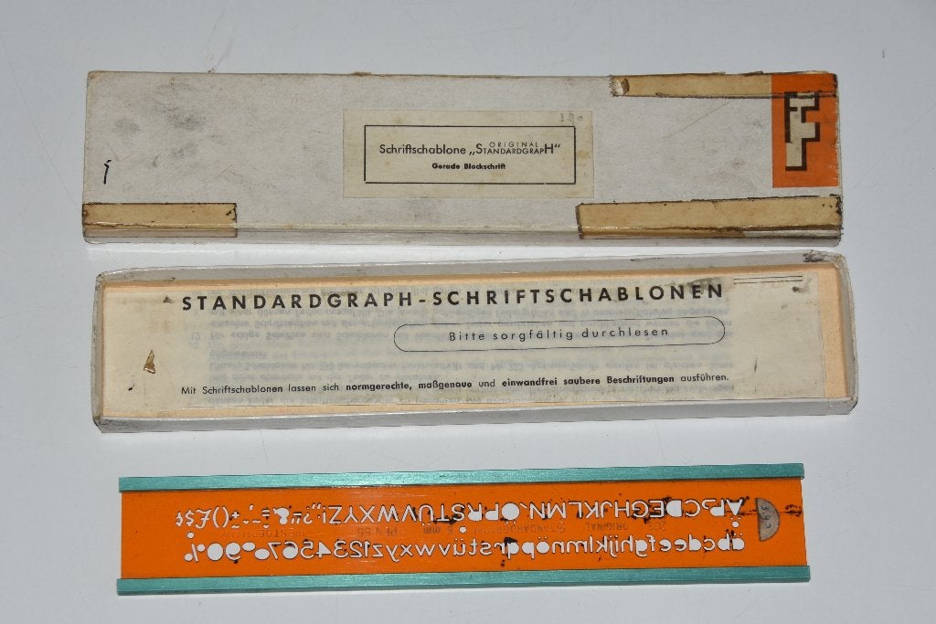 Antieke Standardgraph sjabloon letters tekenen cijfers, Antiek en Kunst, Antiek | Kantoor en Zakelijk, Verzenden
