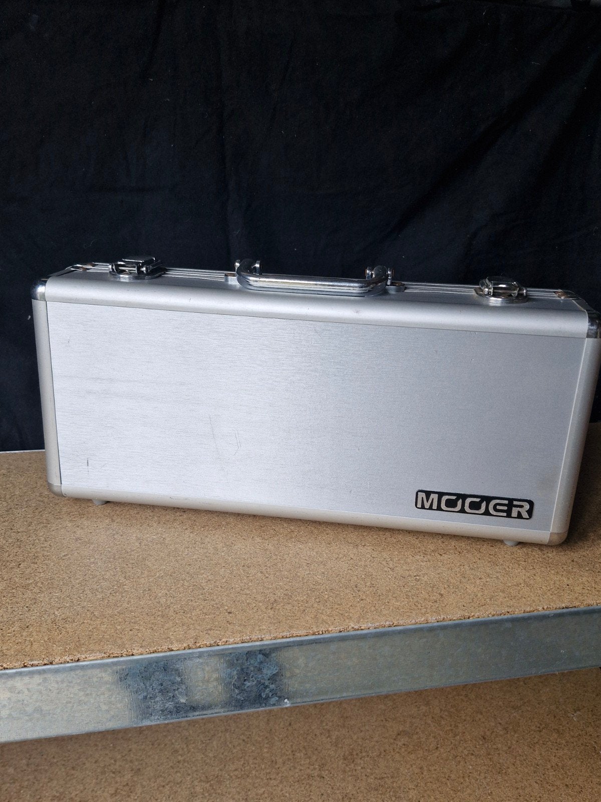 1x pedalboard/ accessoires koffertje, Ophalen of Verzenden, Zo goed als nieuw, Flightcase