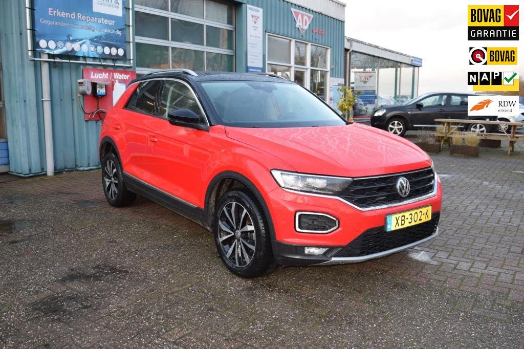 Volkswagen T-Roc 1.0 TSI Style BOVAG GARANTIE, Auto's, Gebruikt, Euro 6, 116 pk, Origineel Nederlands