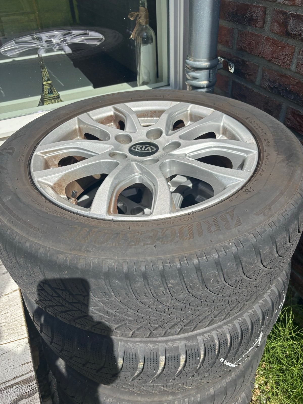 Originele Kia lichtmetalen velgen met winterbanden, Ophalen, Gebruikt, 16 inch, Banden en Velgen