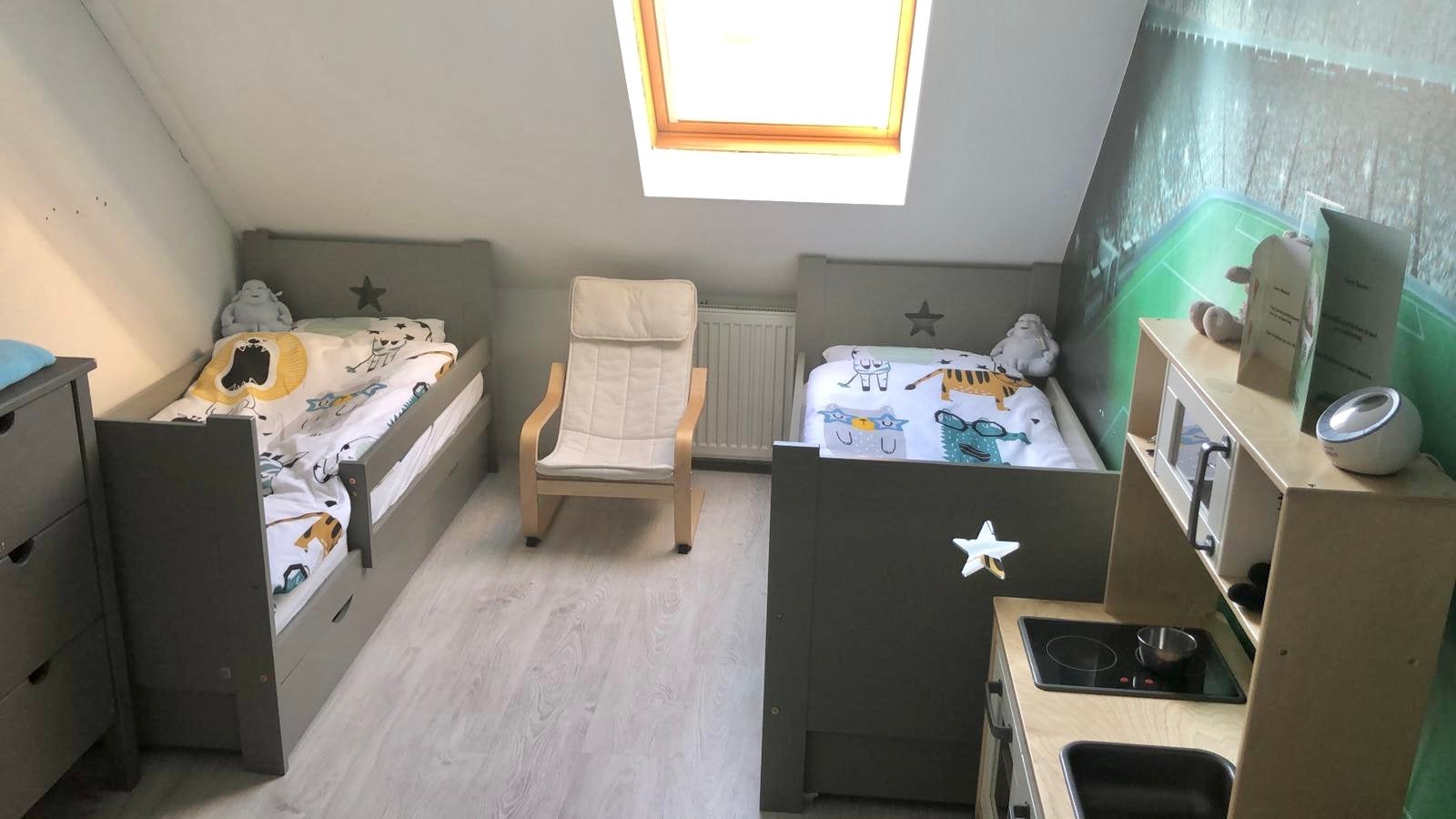 Juniorbed 160x70 incl uitschuiflade en matras, Lattenbodem, 70 tot 85 cm, Zo goed als nieuw, 140 tot 160 cm