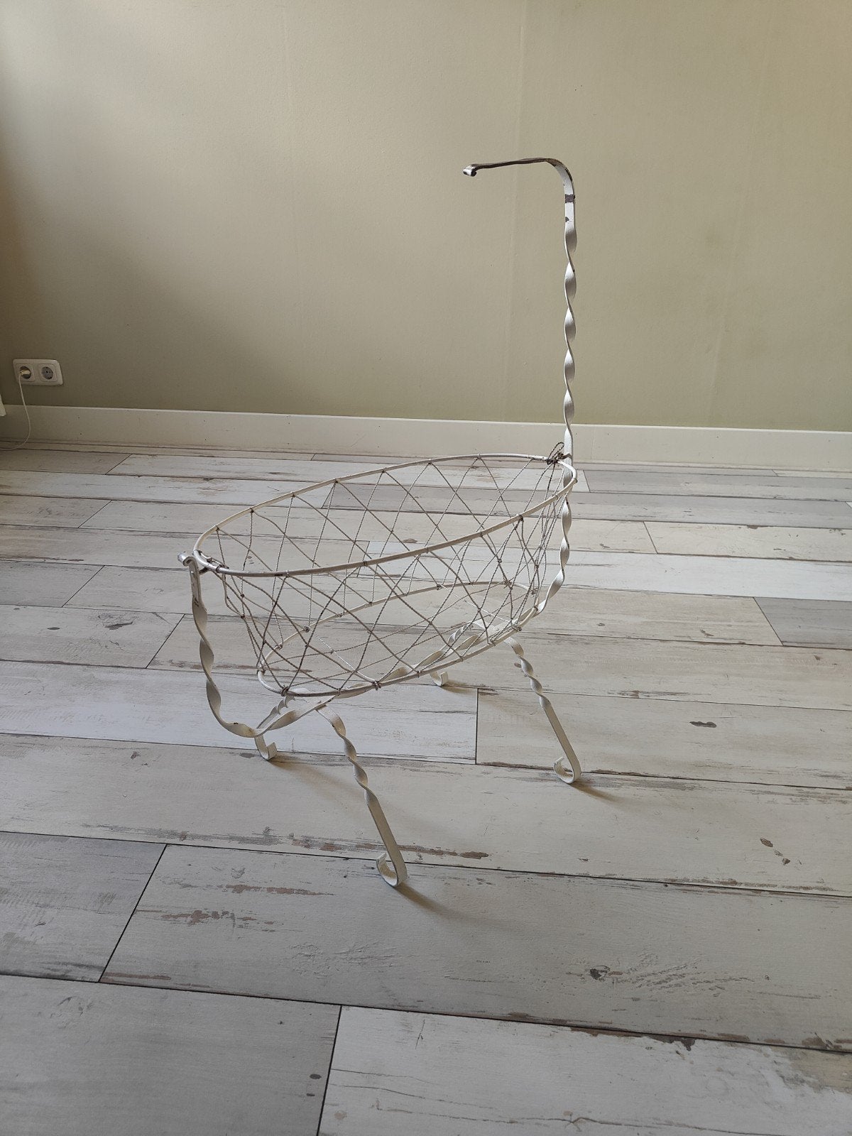 Brocante metalen schommelwiegje met hemelstang, Ophalen