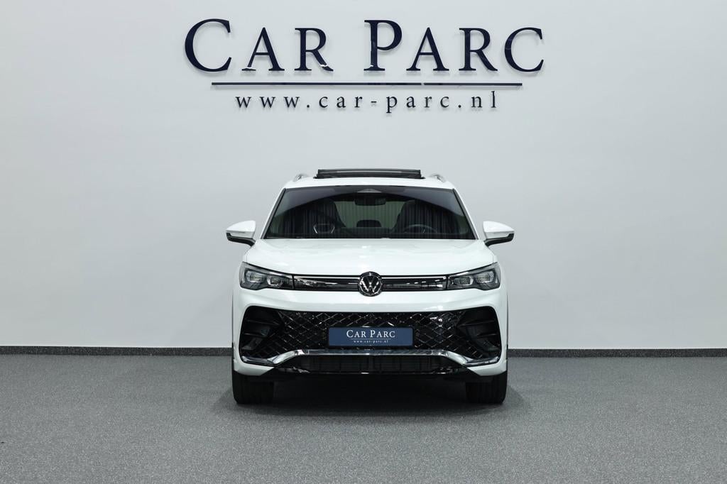 Volkswagen Tiguan 1.5 eTSI 3x R-Line IQ+LED/VIRTUAL/SFEER/PA, Auto's, Volkswagen, 150 pk, Automatische klimaatregeling, Wit, Bedrijf