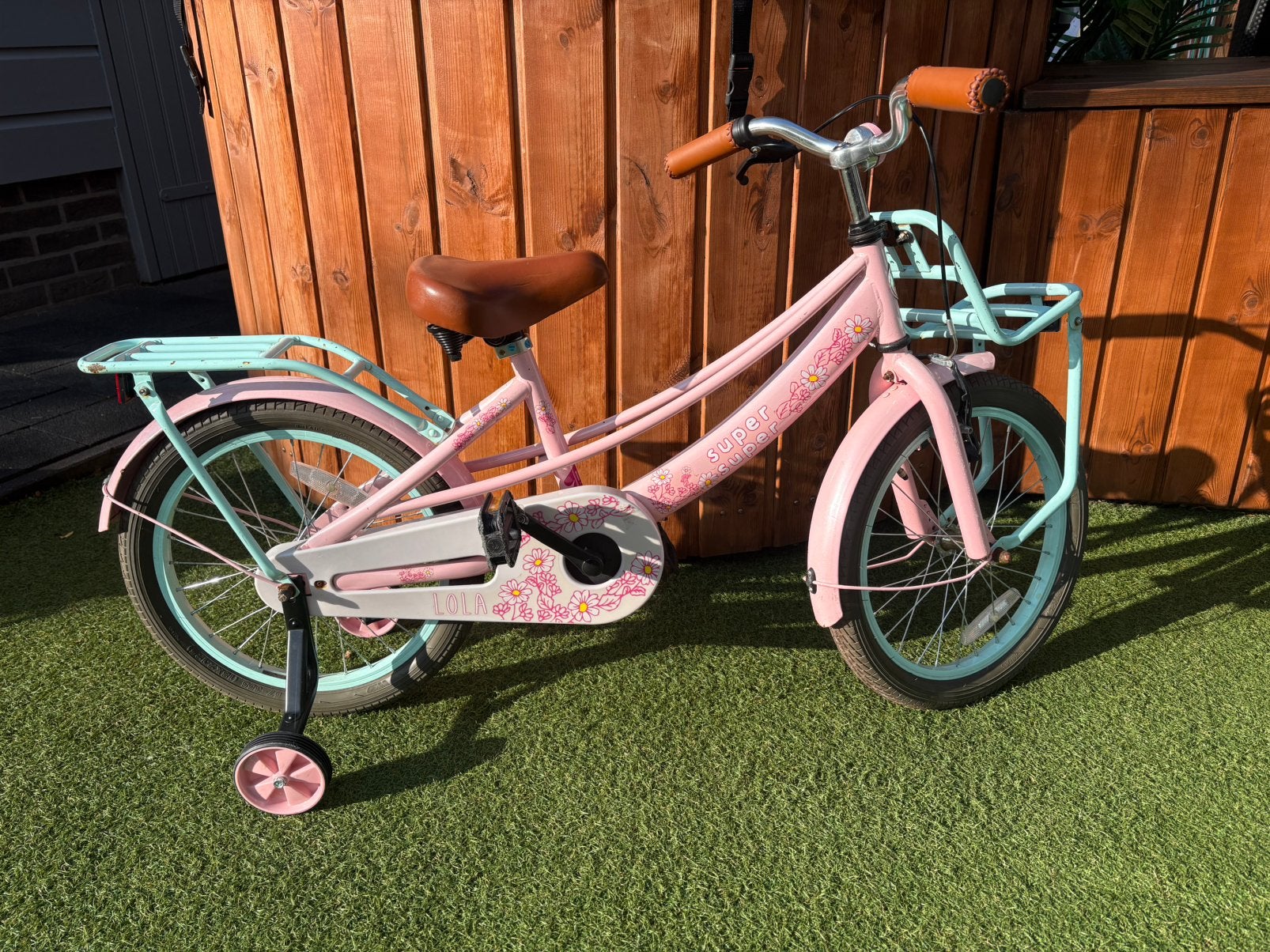 Supersuper meisjesfiets, Fietsen en Brommers, Fietsen | Meisjes, Ophalen, Terugtraprem, Gebruikt, Handrem