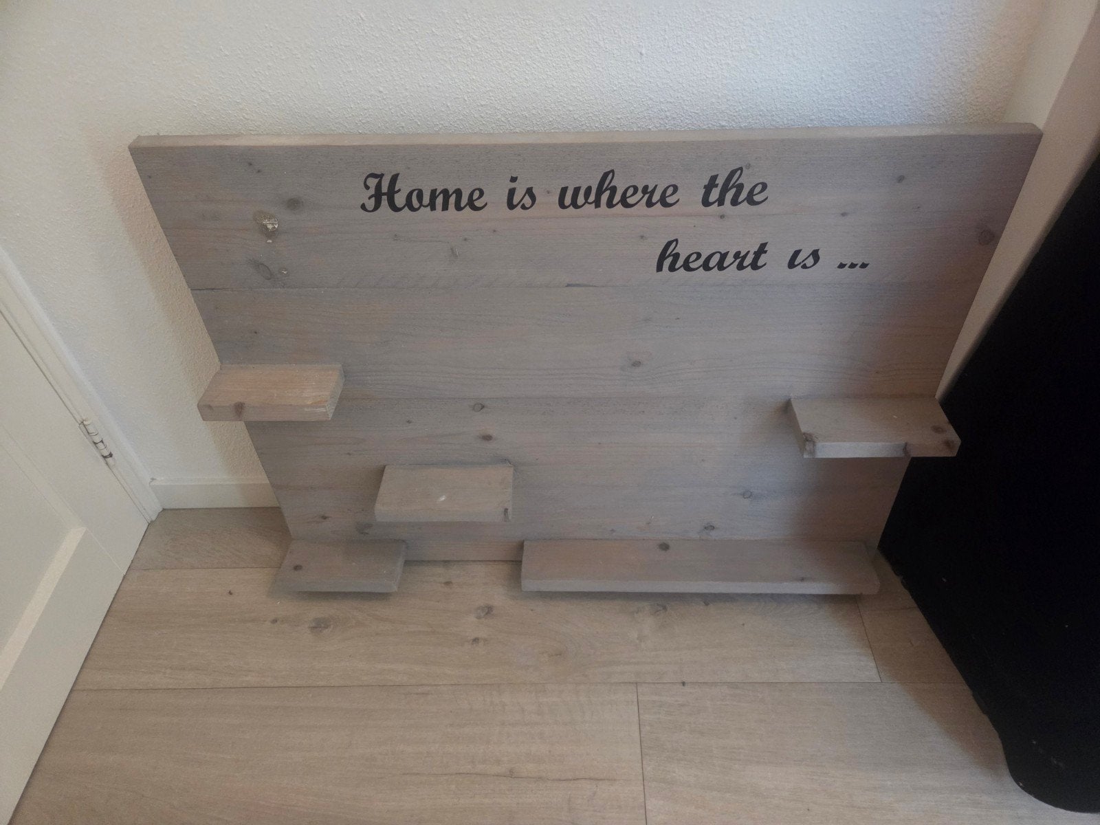 Wandbord, Ophalen