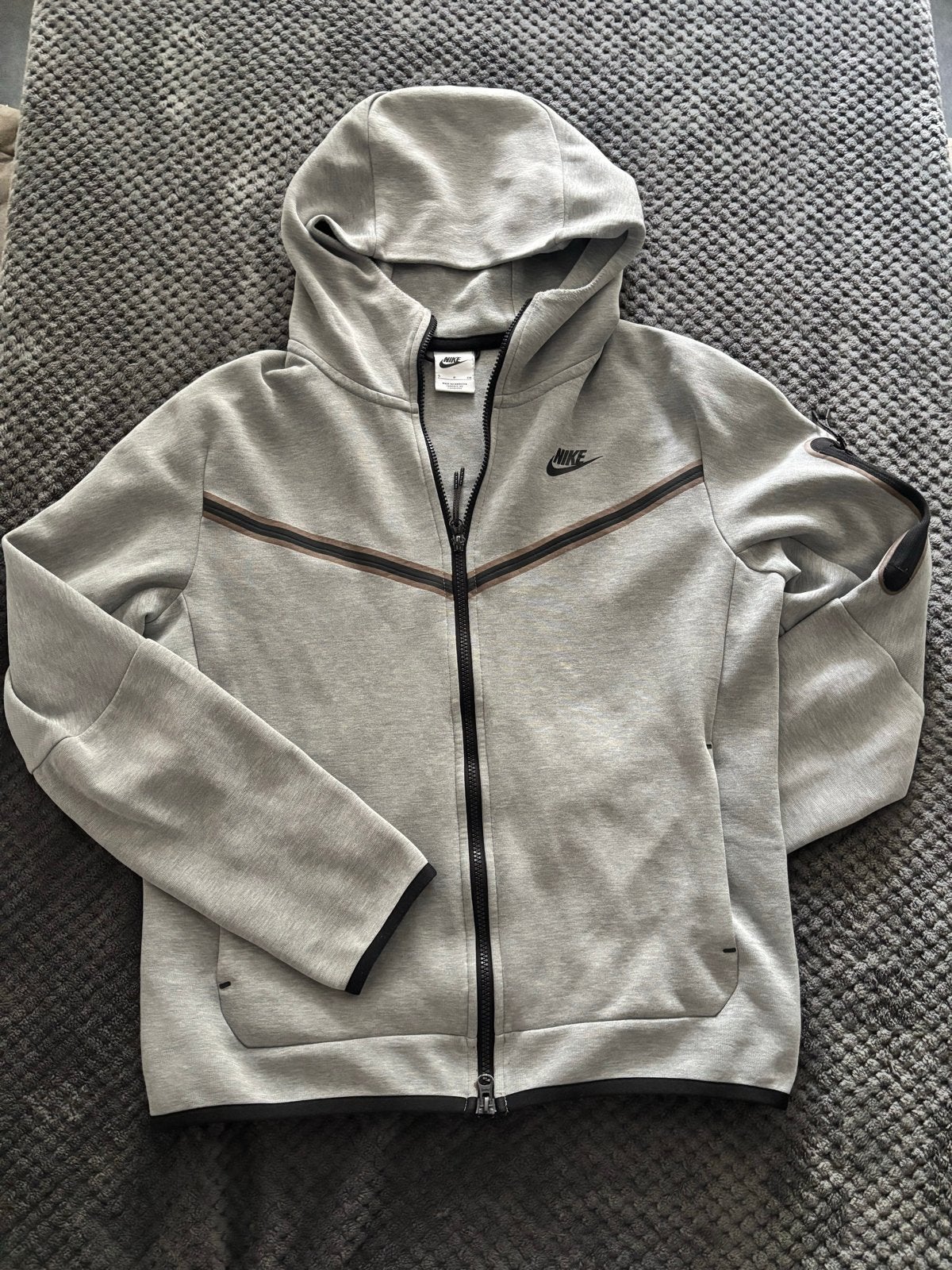 Nike Tech Fleece Trainingspak Grijs Maat S, Kleding | Heren, Ophalen of Verzenden, Zo goed als nieuw, Maat 46 (S) of kleiner, Grijs