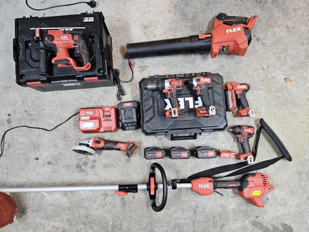 Accu gereedschap set FLEX, Ophalen, Zo goed als nieuw, 400 tot 600 watt, Overige typen