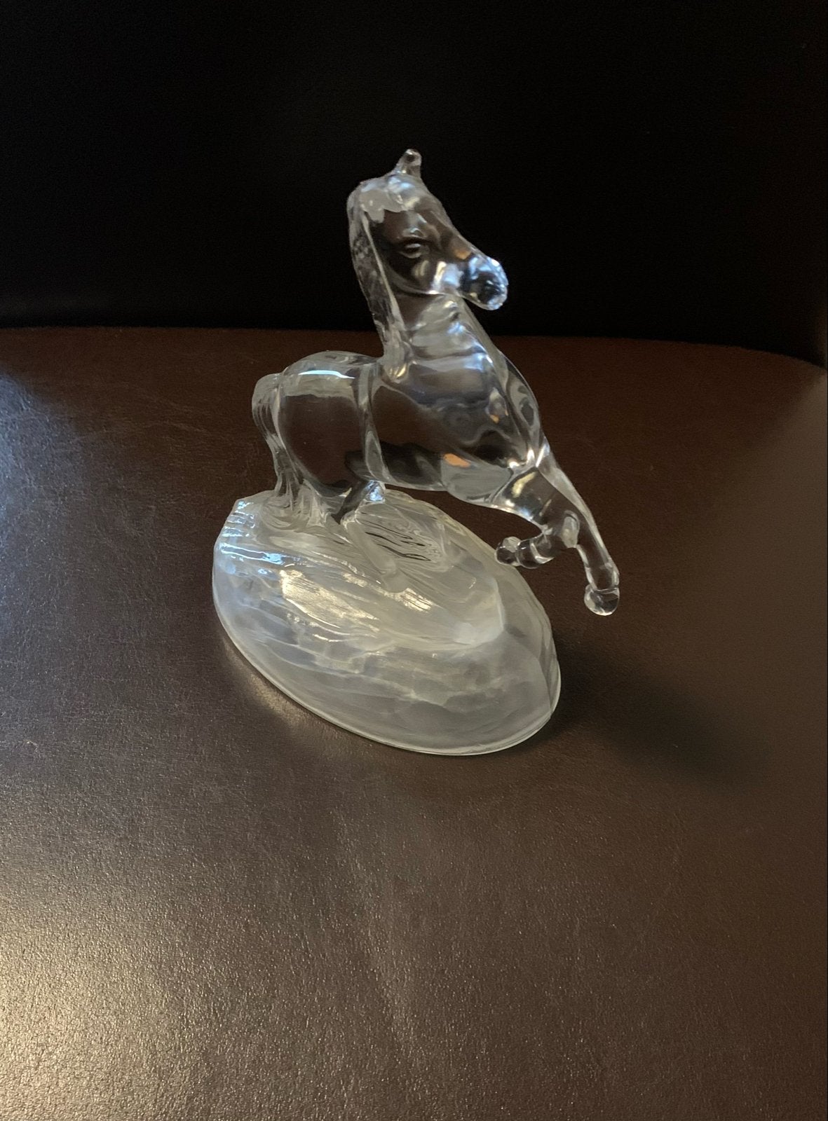 Glazen paard sculptuur - Elegant en tijdloos, Glas, Minder dan 20 cm, Ophalen of Verzenden, Beeld