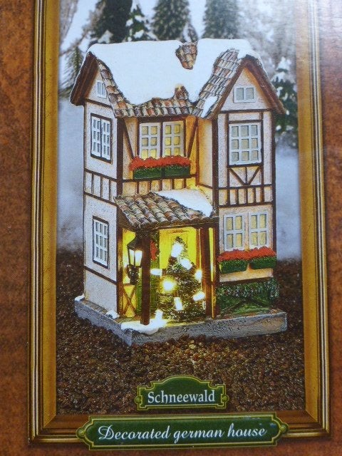 luville Decorated German House kerstdorp kersthuisje kerst, Ophalen of Verzenden, Zo goed als nieuw