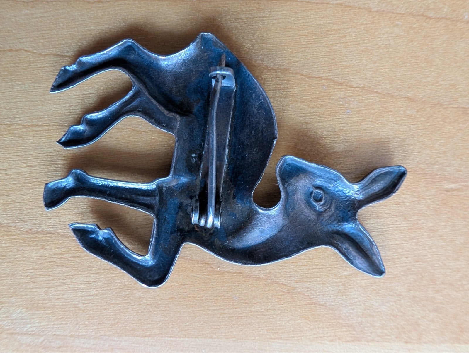 Vintage Reekalf Broche - Zilverkleurig Metaal, Overige materialen, 4 tot 7 cm, Gebruikt, Ophalen of Verzenden