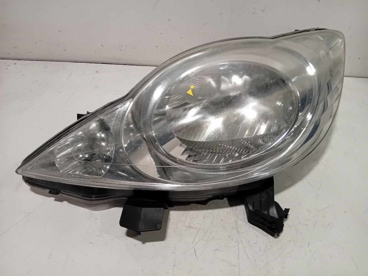 Koplamp links Peugeot 107, Auto-onderdelen, Onderdelen@venauto.nl, Van der Ven Autorecycling B.V., Gebruikt, Citroën
