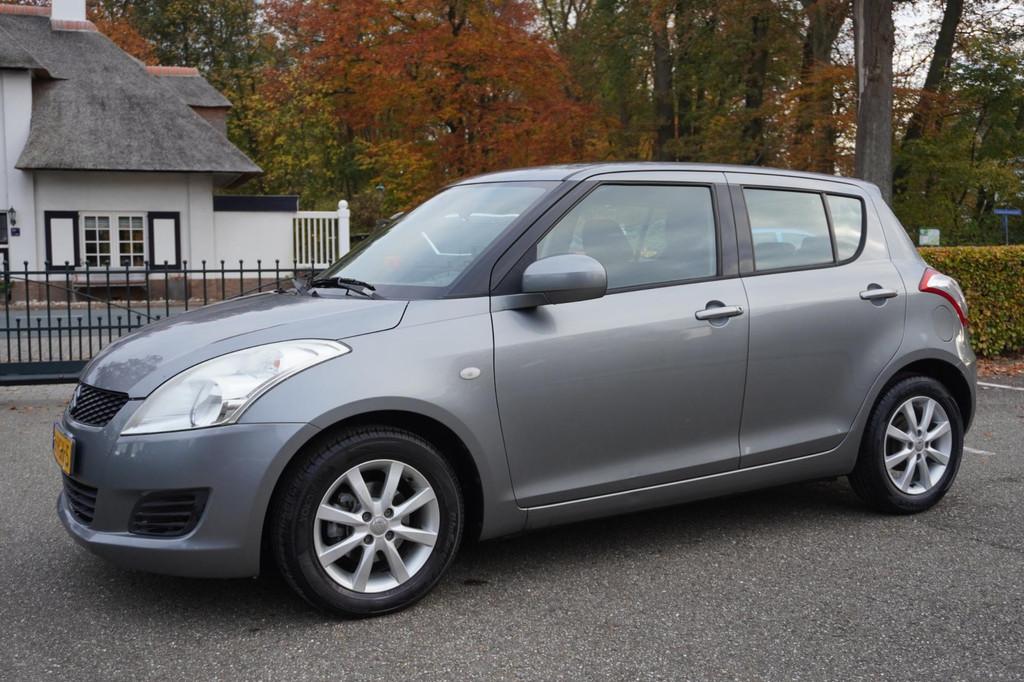 Suzuki Swift 1.2 Comfort EASSS 5Drs Airco Lm Velgen, Voorwielaandrijving, Gebruikt, 4 cilinders, 400 kg