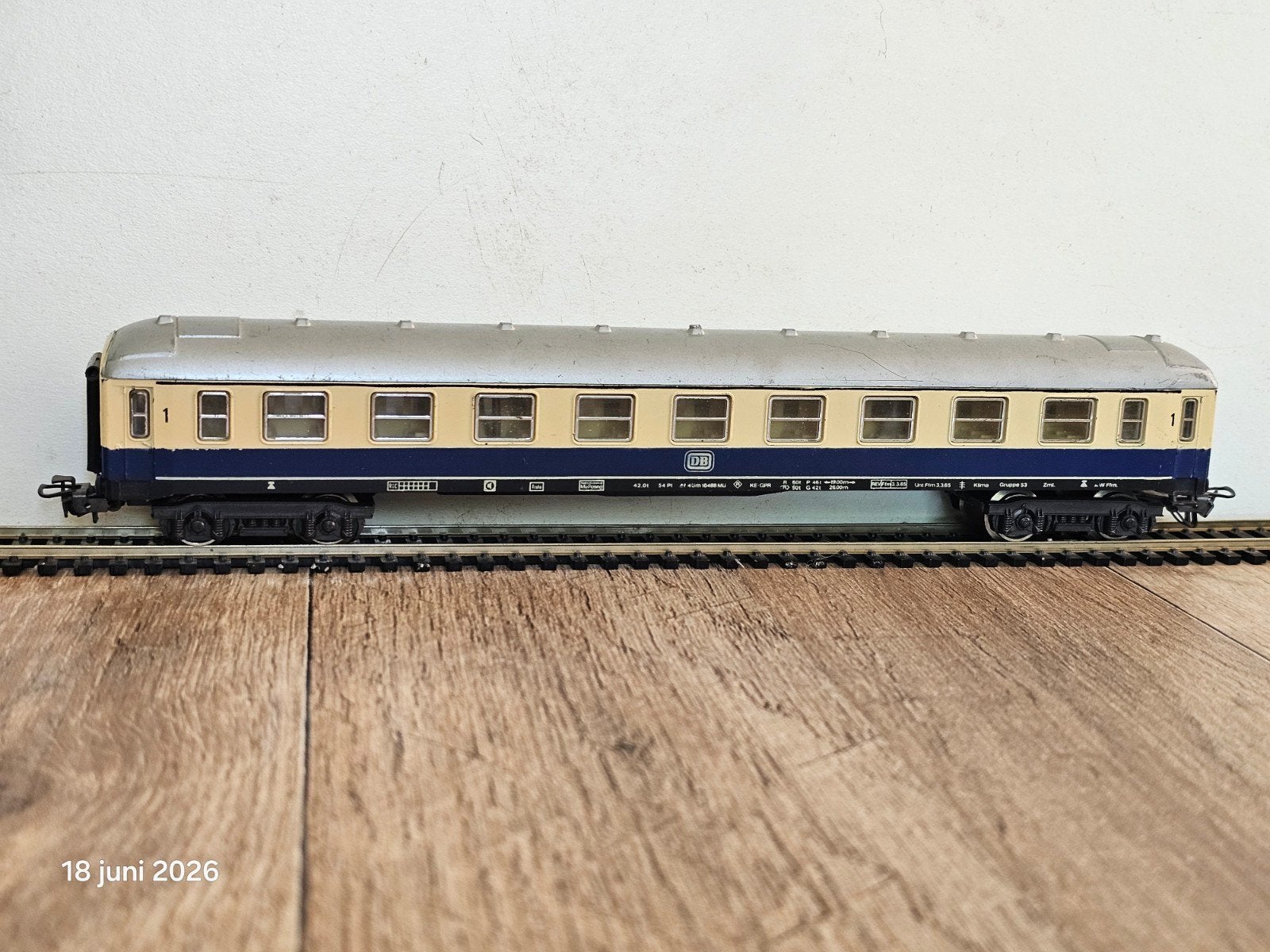 Lima DB rijtuig met verlichting - HO modeltrein, Gebruikt, Gelijkstroom, Wagon, Ophalen of Verzenden