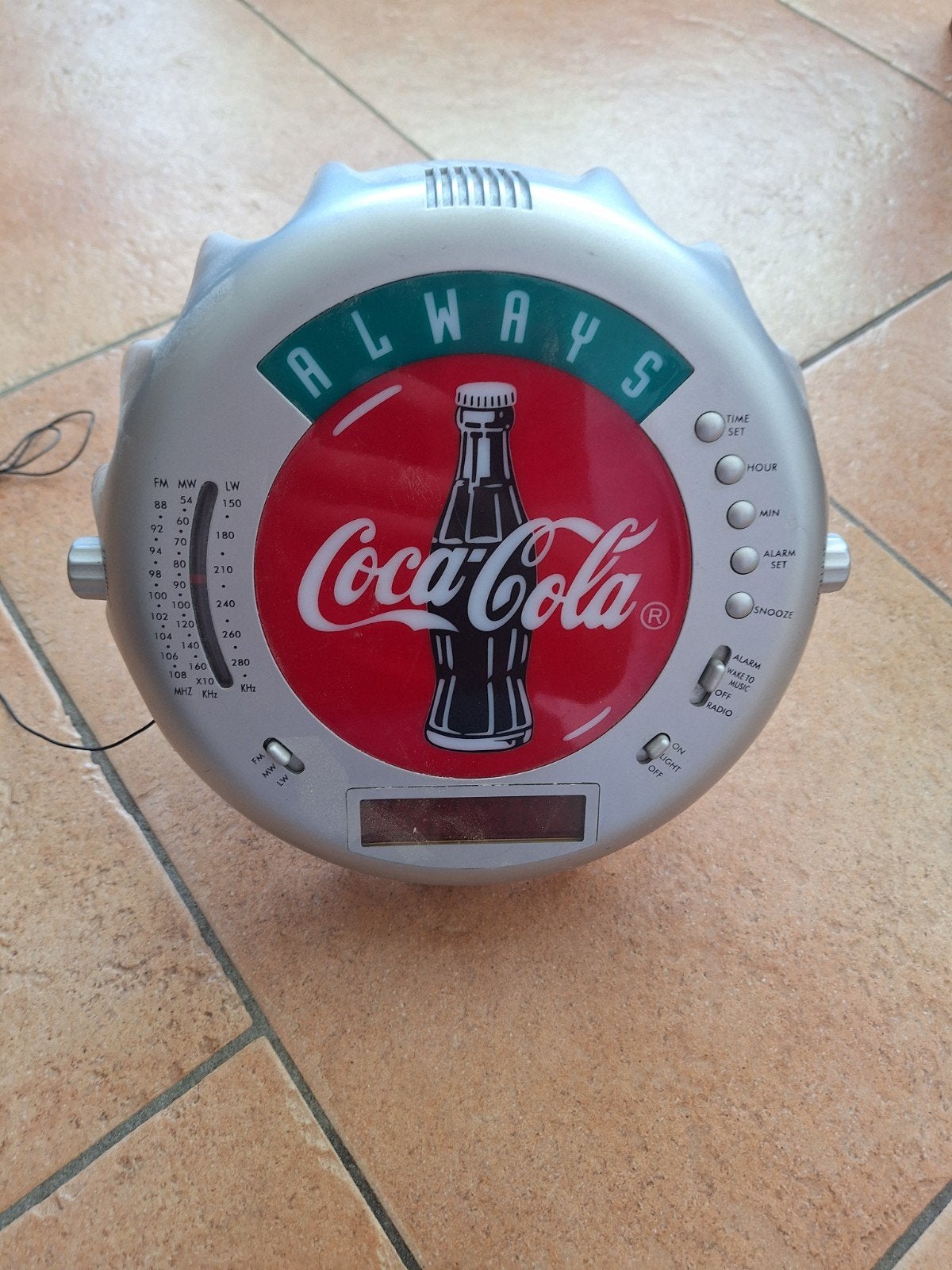 Coca-Cola Radio Wekker - Uniek Design, Ophalen of Verzenden, Gebruikt, Radio