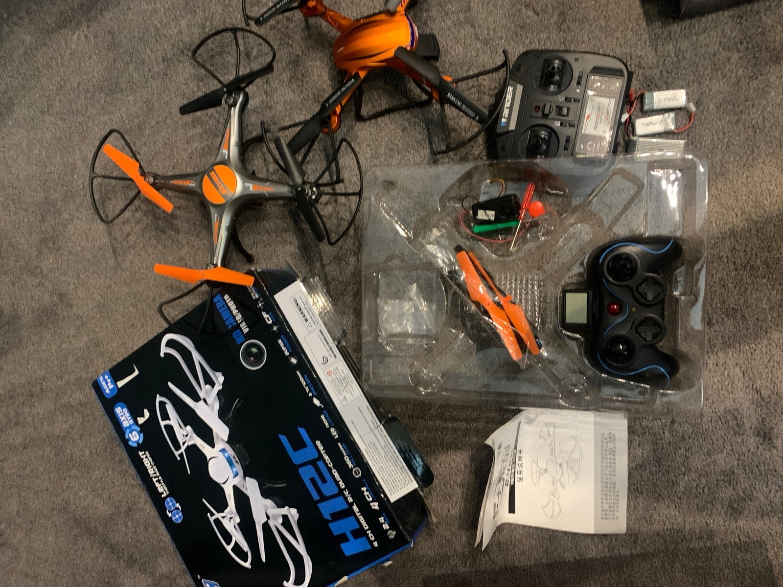 2x Drone met afstandsbediening en accessoires, Gebruikt, Minder dan 100 meter, Minder dan 15 minuten, Extra accu('s)