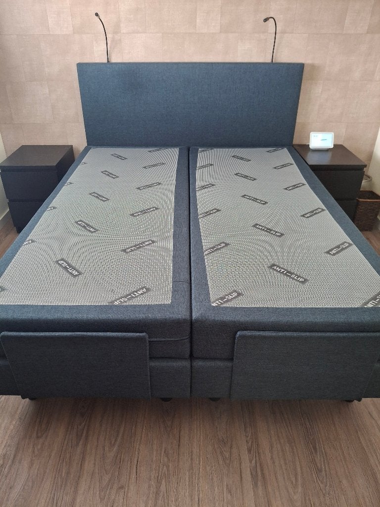 Boxspring bed 160x200 cm met elektrisch verstelbare bodem, Ophalen, Blauw, Tweepersoons, Zo goed als nieuw