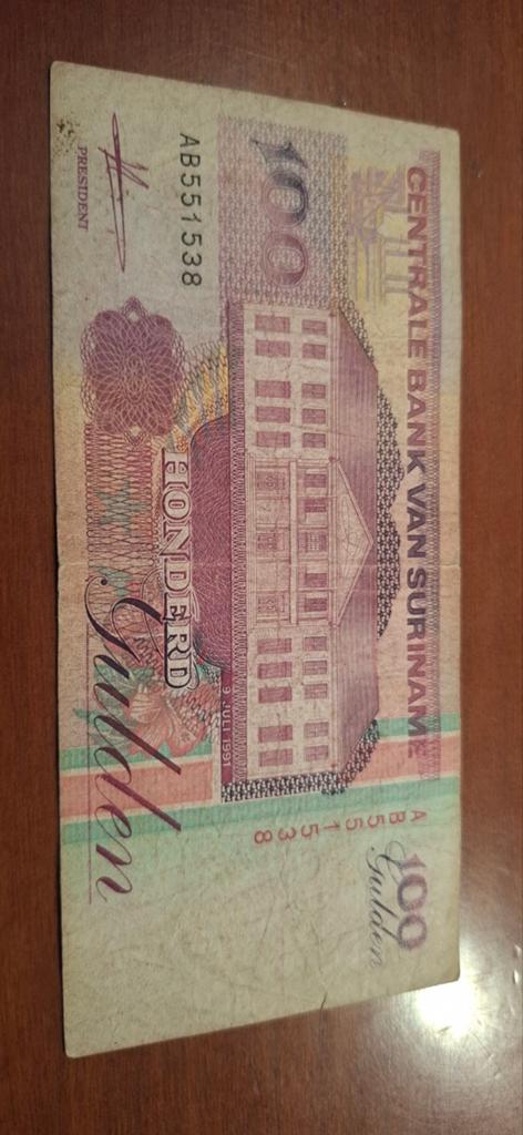 Gebruikt bankbiljet van Suriname uit 1991 100 gulden, Postzegels en Munten, Bankbiljetten | Amerika, Ophalen of Verzenden, Zuid-Amerika