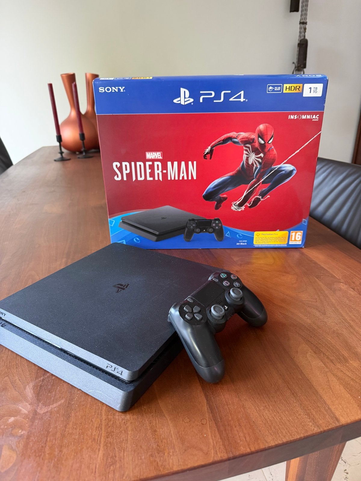PS4 Slim 1TB met Spider-Man, GTA V en controller, Met games, Ophalen of Verzenden, Zo goed als nieuw, 1 TB
