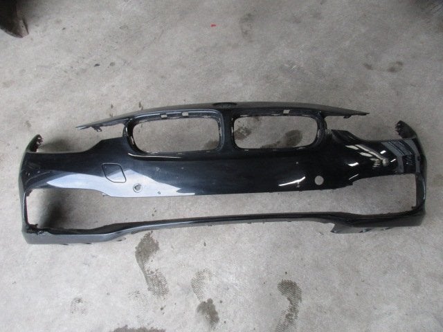 voorbumper 3-serie f30 f31 facelift 51117397622 pdc 2015+, Gebruikt, Duitsland, Voor, Bmw