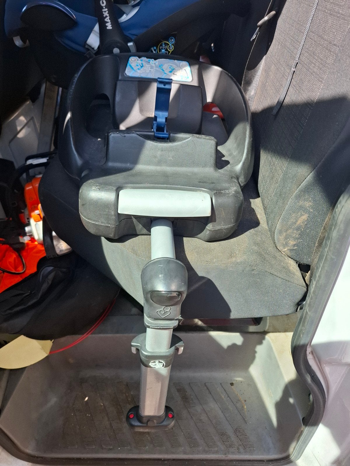 Maxi-Cosi Easybase - Veilige en handige autostoelbasis, Ophalen, 0 t/m 13 kg, Maxi-Cosi, Gebruikt
