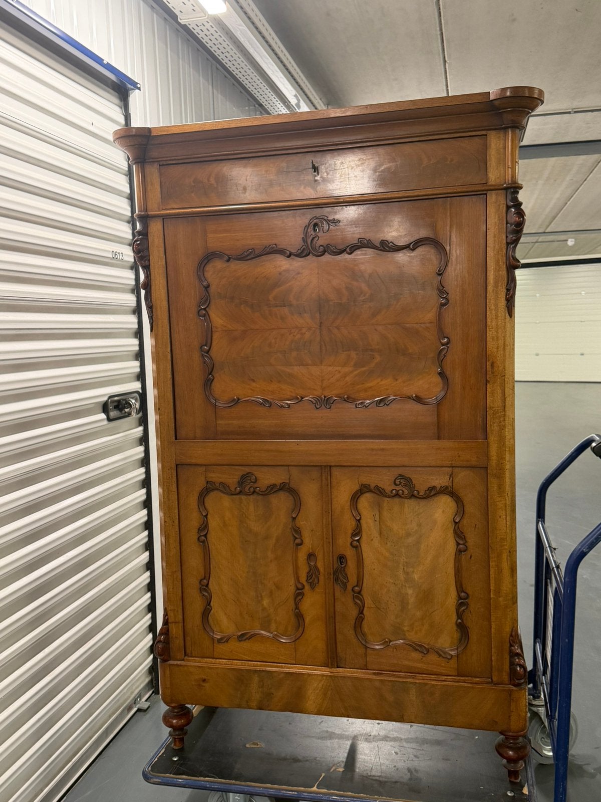 Authentieke en vintage Art Deco (buffet-)kast | Secretaire, Ophalen