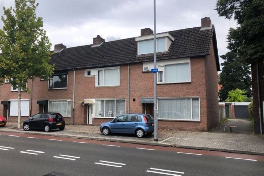 Te koop(for SALE)Mecklenburgstr.64(Ehv.) woning + Garagebox, Noord-Brabant, 5 kamers, Tussenwoning, Verkoop zonder makelaar