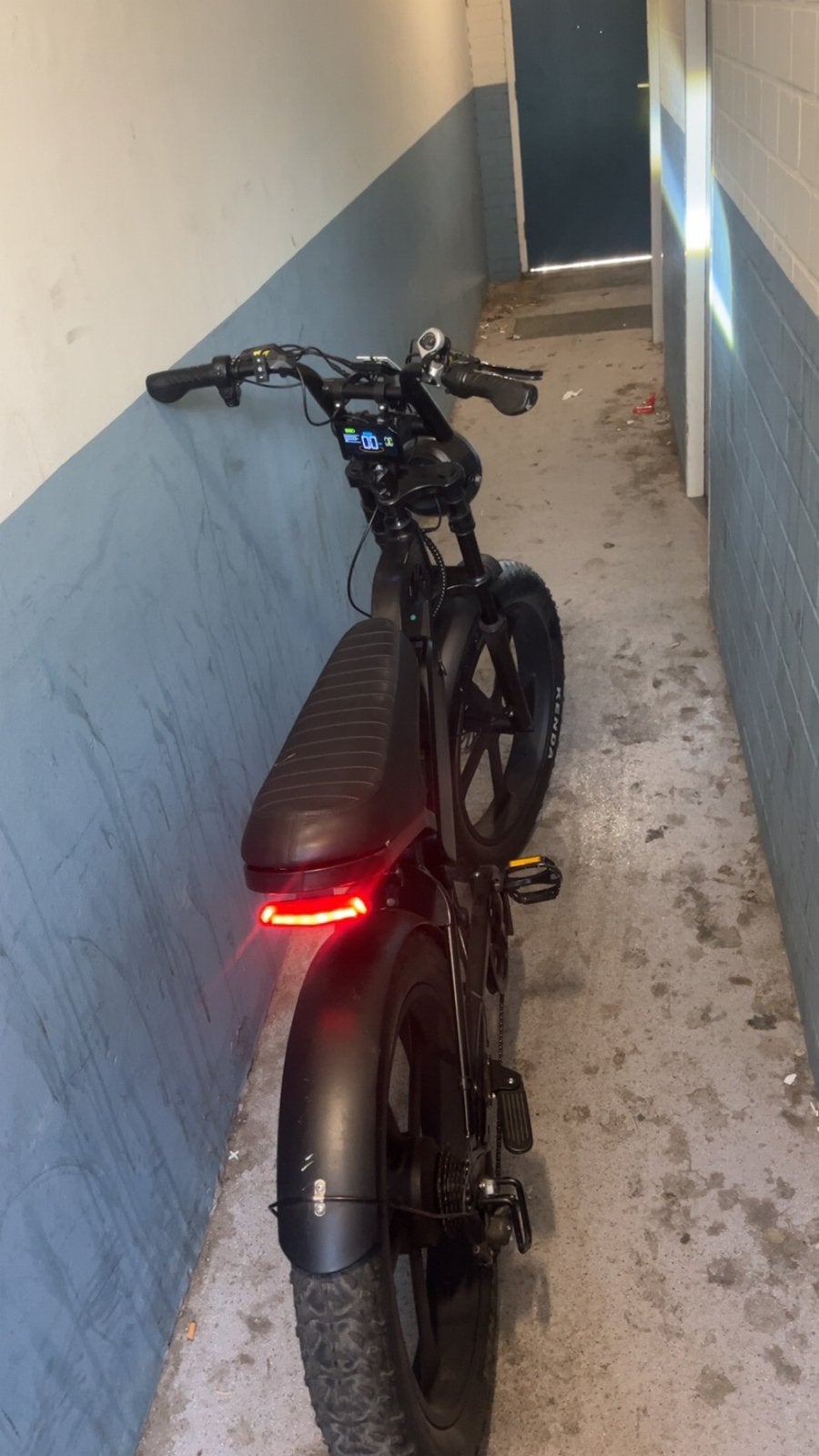 Fatbike v20 Pro Met h6c scherm en gashendel, Minder dan 30 km per accu, Zo goed als nieuw, 59 cm of meer, Ophalen
