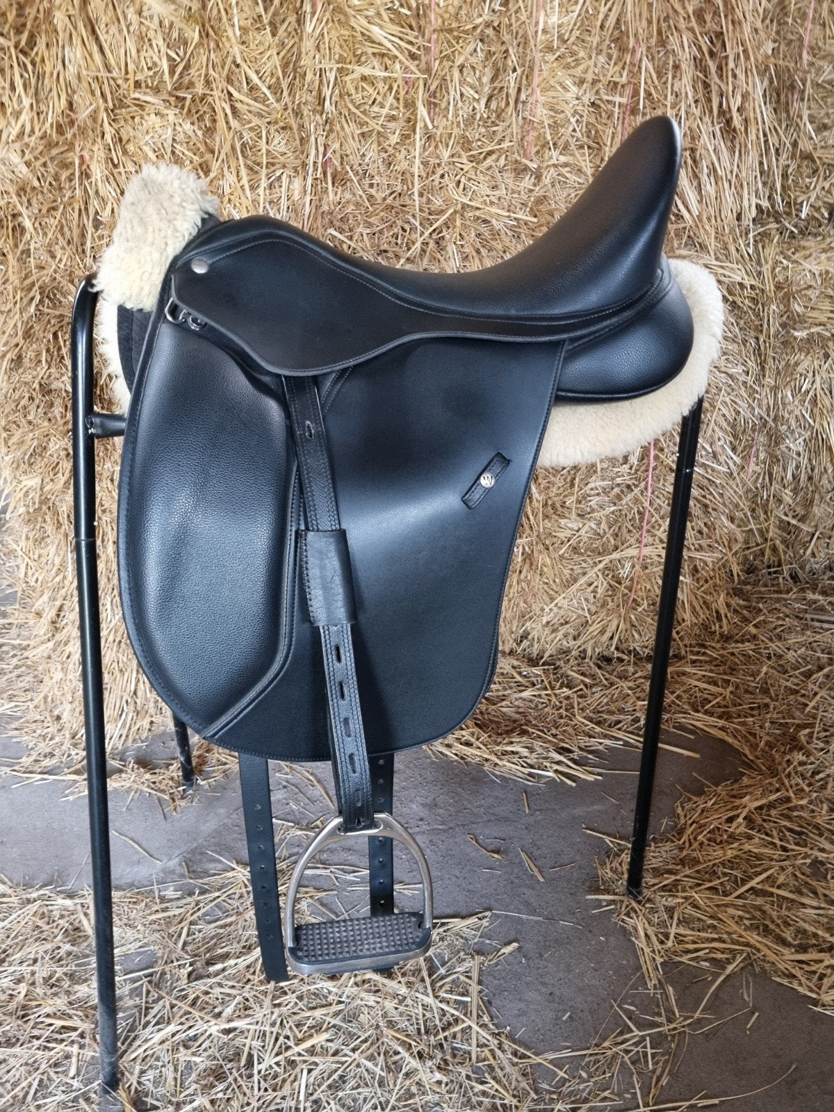 Wintec 500 dressuur hart 17,5 inch (vrijwel nieuw), Ophalen of Verzenden, Zo goed als nieuw, Dressuur