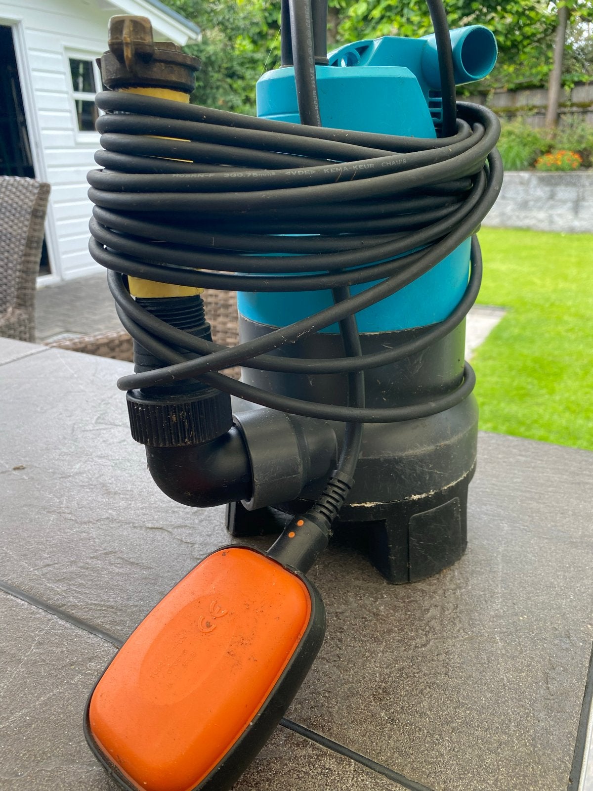 Gardena Dompelpomp 6000 - Krachtige waterpomp, Tuin en Terras, Waterpompen, Ophalen, Gebruikt, Elektrisch, Dompelpomp