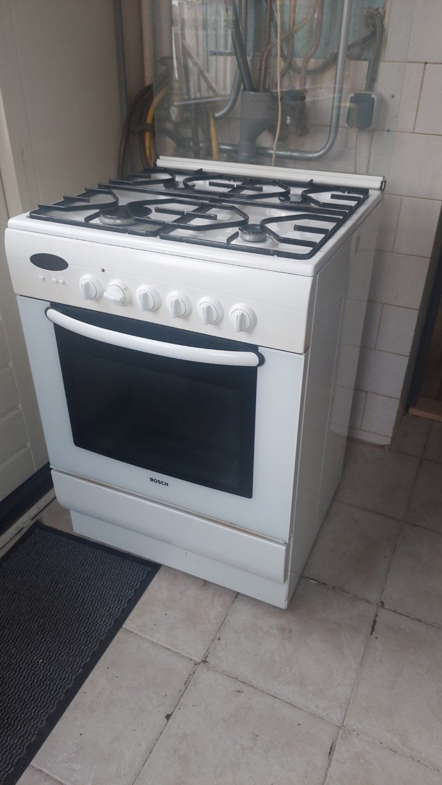 bosch fornuis met oven hsv432anl/03 wit, Ophalen, Gebruikt