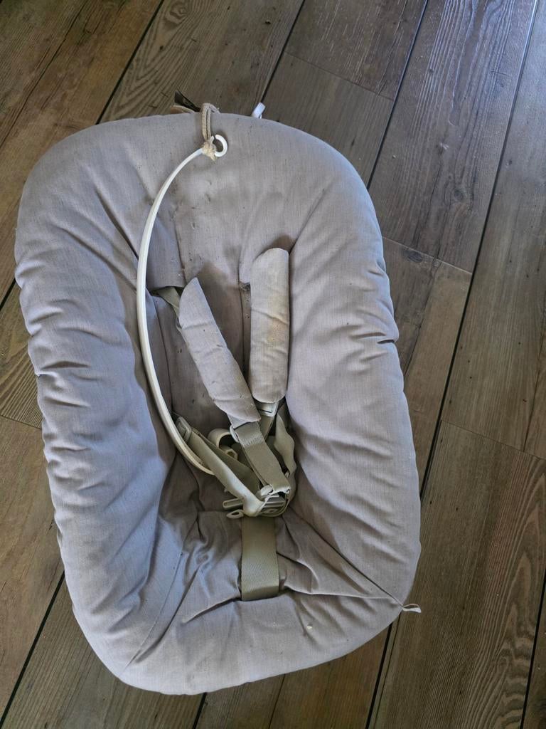 Stokke Newborn Set (nieuw model) met 2 standen & speelboog, Ophalen of Verzenden