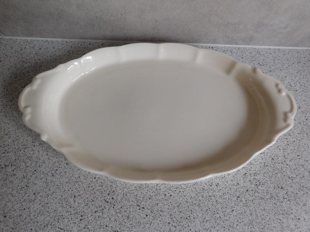 Schaal 25x15 cm. Crème Affinity Royal Albert, Ophalen of Verzenden, Overige stijlen, Porselein, Schaal of Schalen