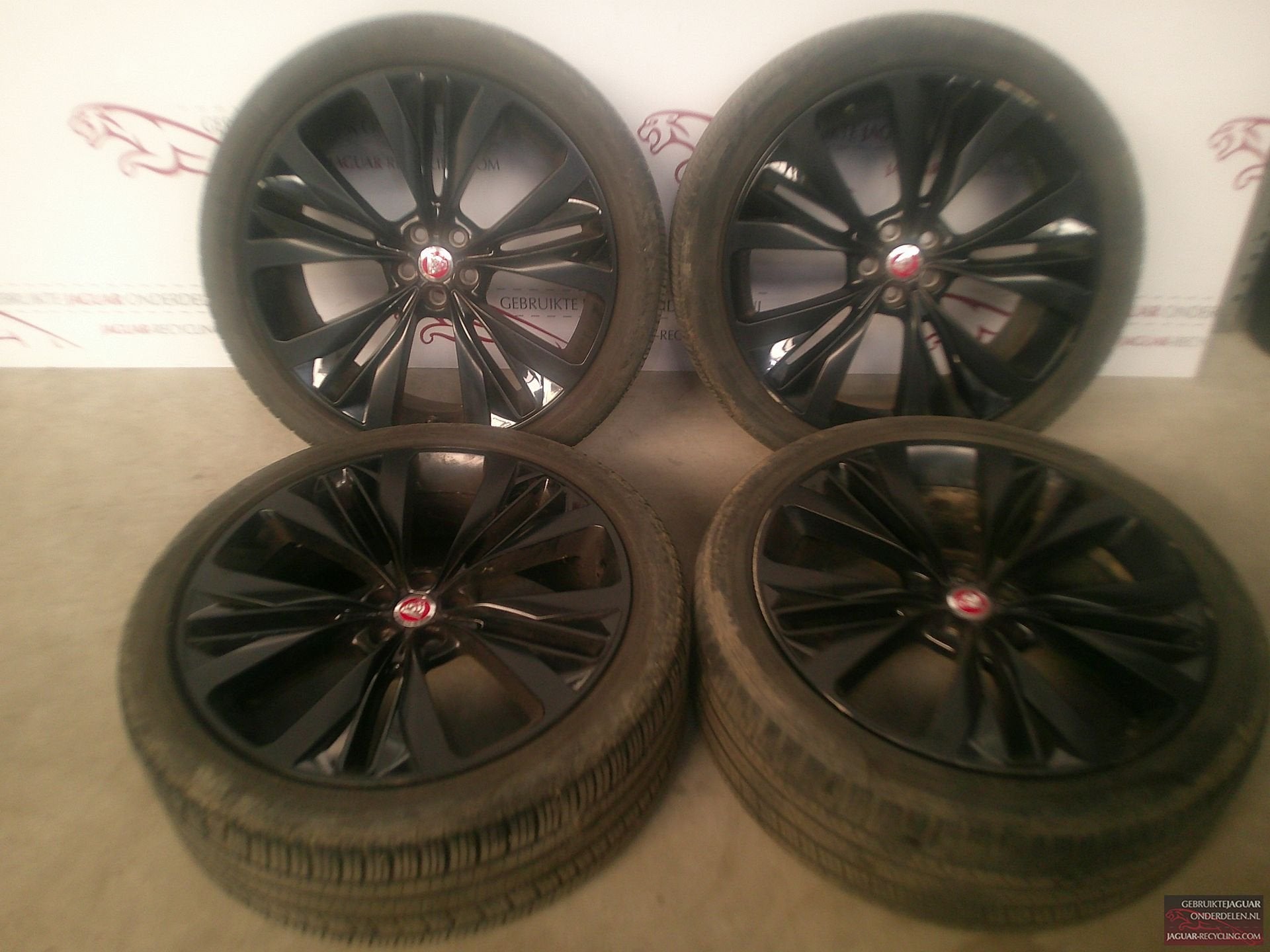Jaguar F-Pace 22″ Double Helix met 15 spaken en afwerking in, Gebruikt, -, 265 mm, -
