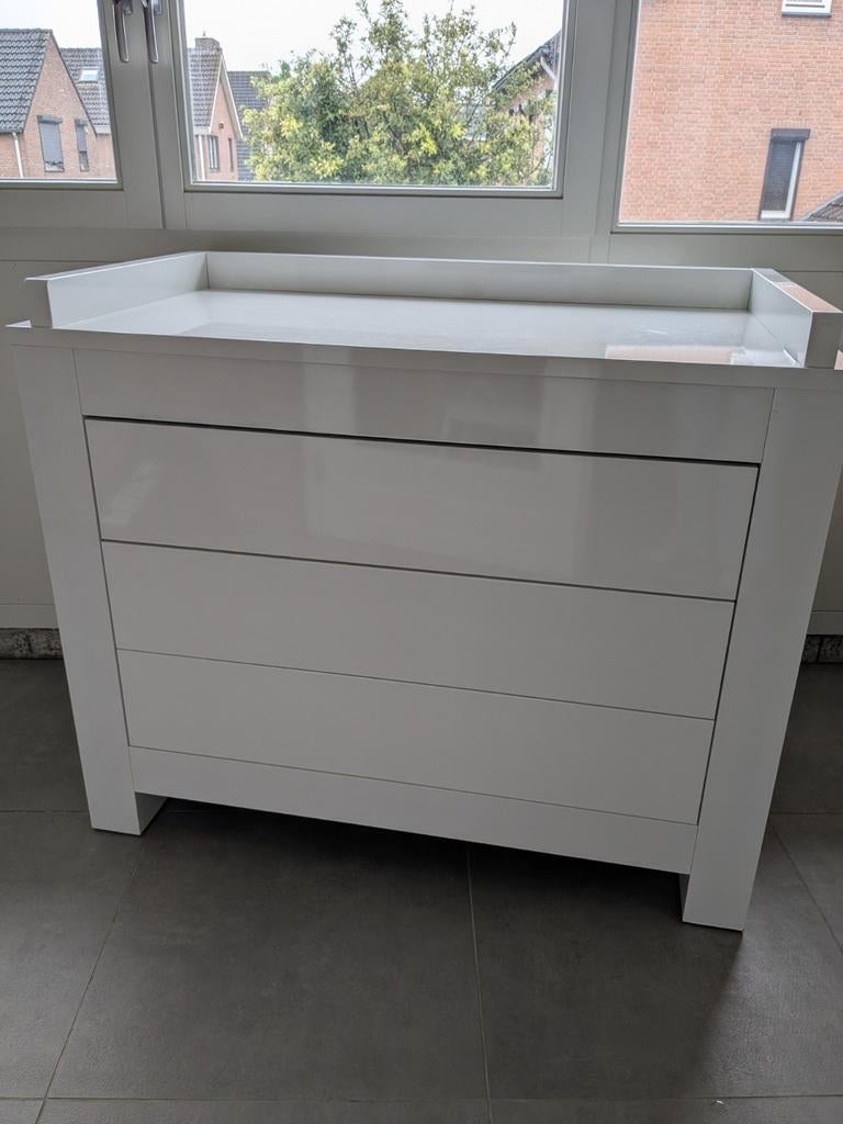 Commode Alaska II hoogglans, Kinderen en Baby's, Kinderkamer | Commodes en Kasten, Ophalen, Gebruikt, Commode, Opstaande rand
