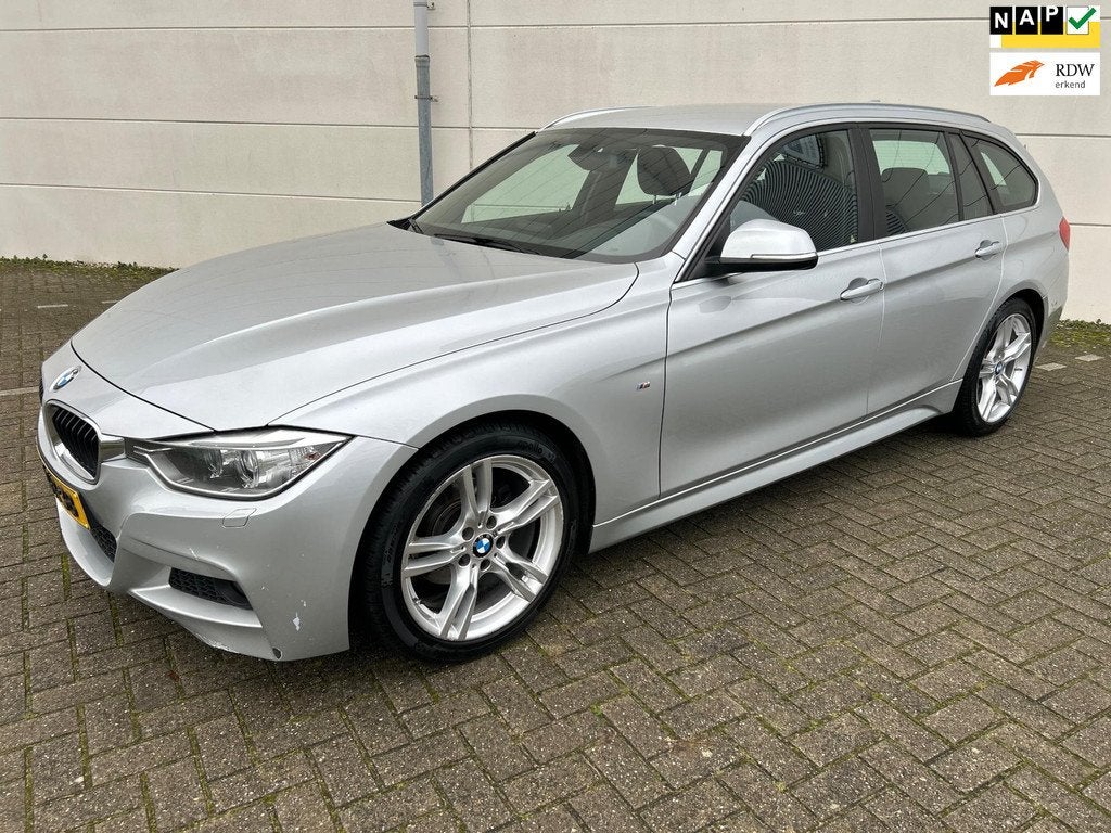 BMW 3-serie Touring 316i Executive M-Style Navi Cruise Clima, Auto's, BMW, Gebruikt, 4 cilinders, Alcantara, Bi-Xenon koplampen