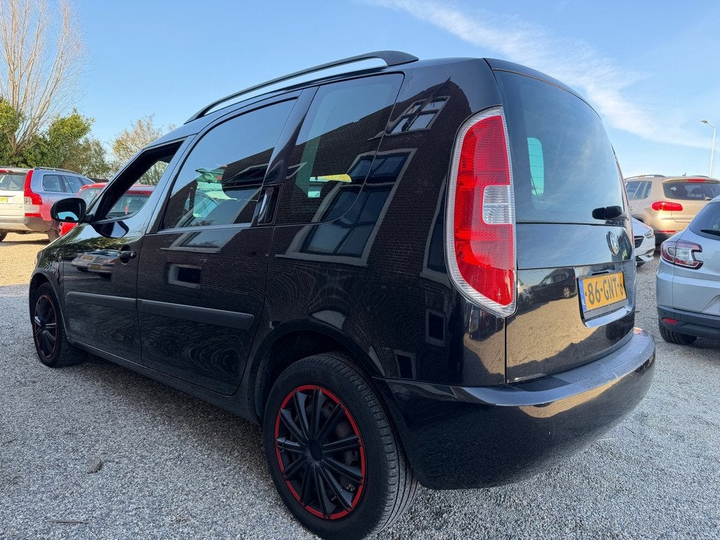 Skoda Roomster 1.4-16V Navigator Airco Cruise Bluetooth Pion, Voorwielaandrijving, Gebruikt, 4 cilinders, Roomster