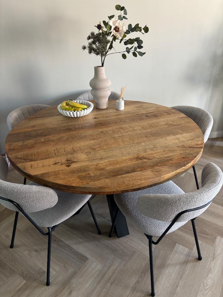 Eettafel mangohout, Huis en Inrichting, Tafels | Eettafels, Ophalen, Rond, Zo goed als nieuw, Vijf personen of meer