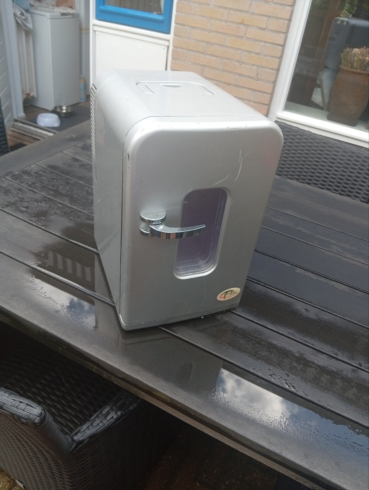 Mini Koelkastje - Draagbaar en Compact, Witgoed en Apparatuur, Koelkasten en IJskasten, Ophalen, Minder dan 75 liter, Zonder vriesvak