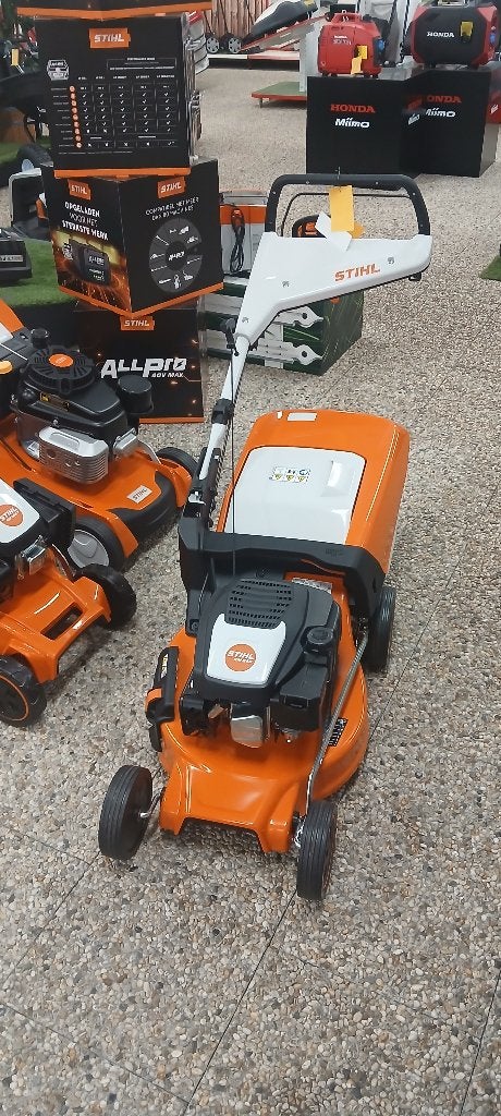 Stihl RM248 Grasmaaier Showroommodel, Ophalen, Cirkelmaaier, Stihl, Mulchfunctie