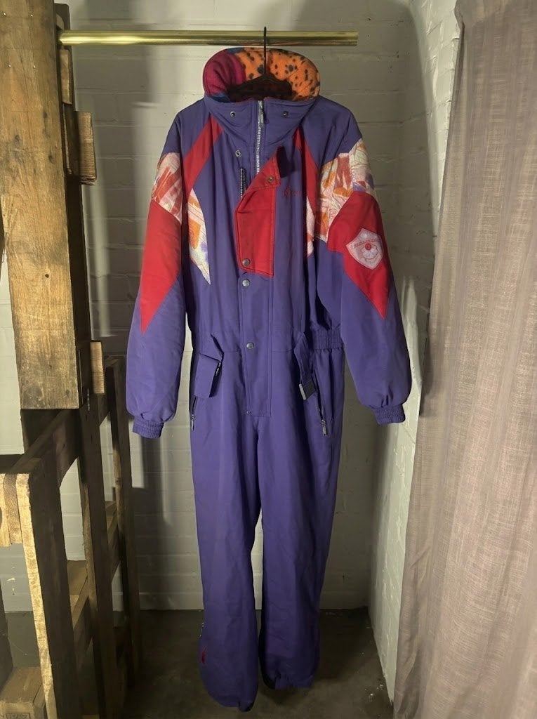 Foute Retro Skipak Sergio Tacchini paars - Vintage Overall, Ophalen, Maat 42/44 (L), Sergio Tacchini, Gedragen
